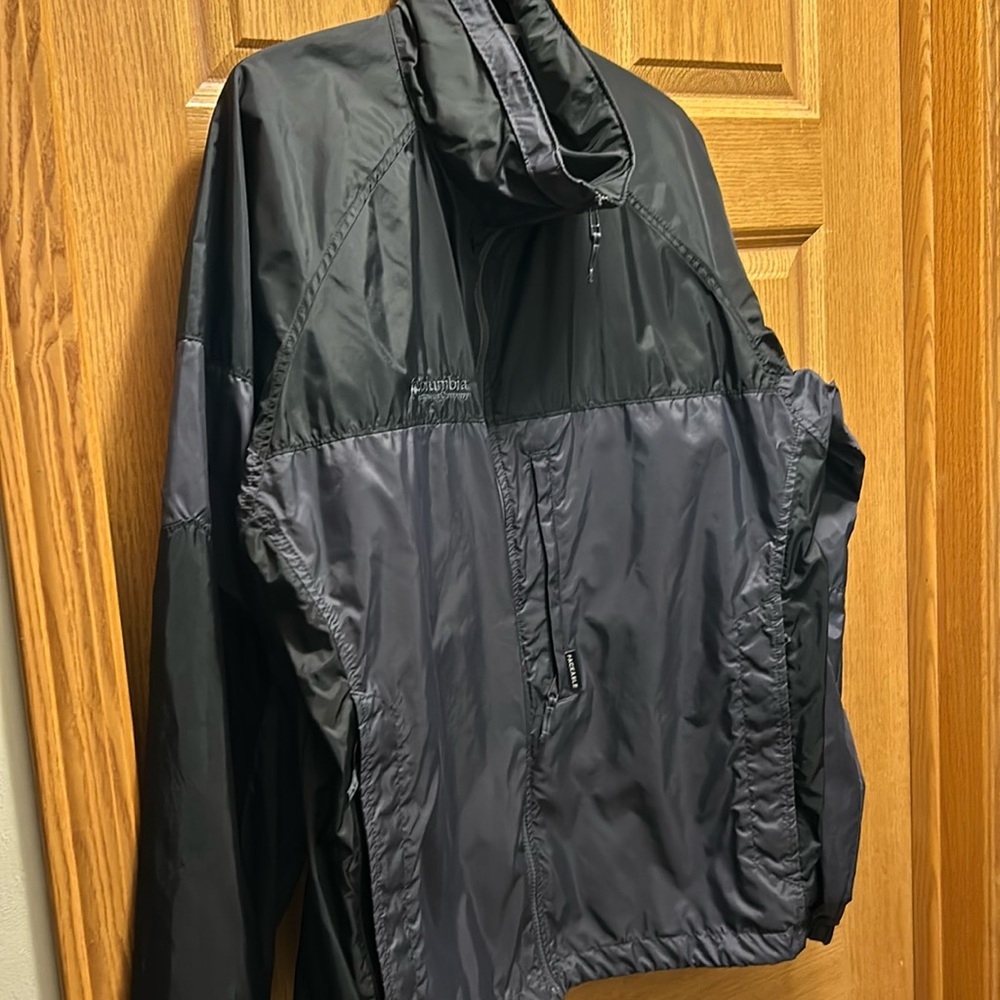 Men’s Columbia Wind/Rain Jacket